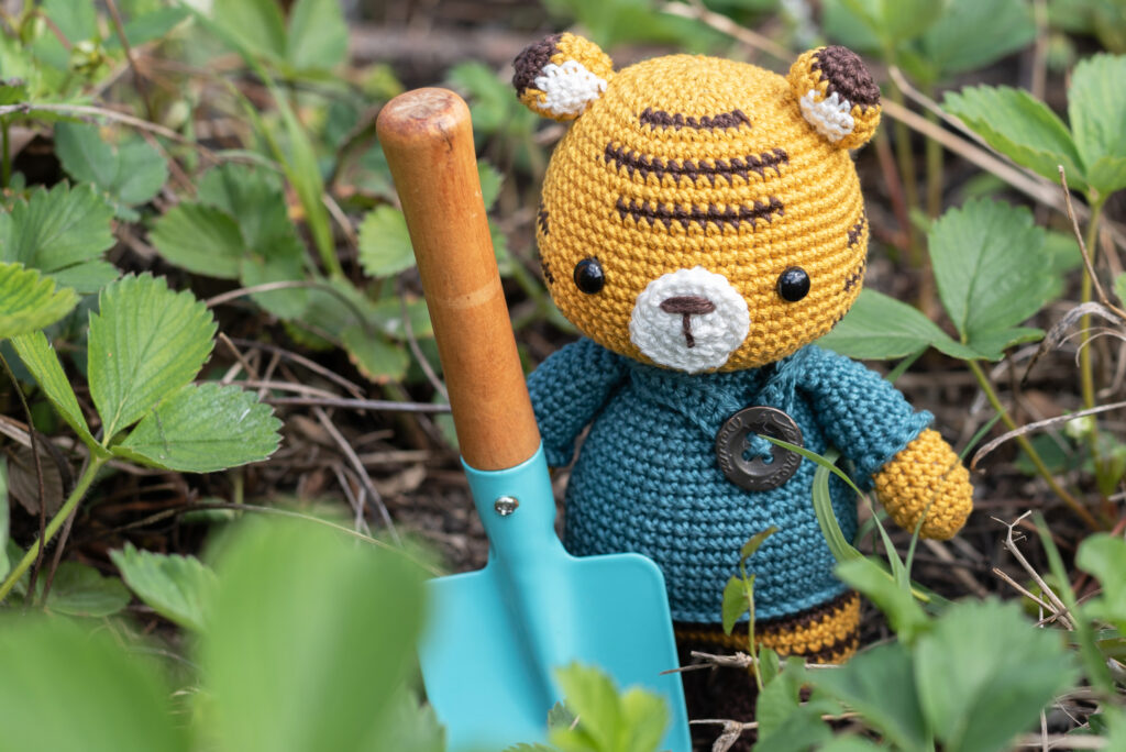 Toni, a tigris, Khuc Cay- Amigurumi, Tarka Forgatag