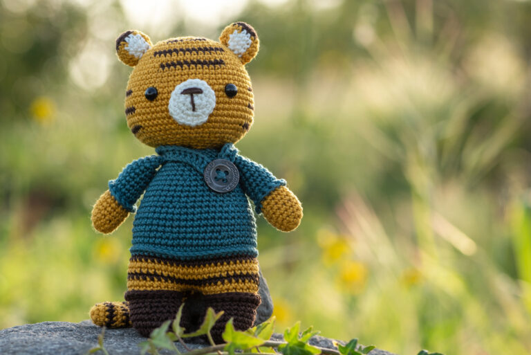 Toni, a tigris, Khuc Cay- Amigurumi, Tarka Forgatag