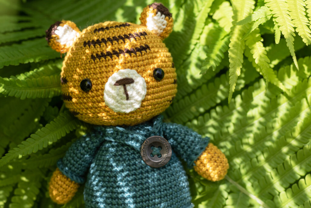 Toni, a tigris, Khuc Cay- Amigurumi, Tarka Forgatag
