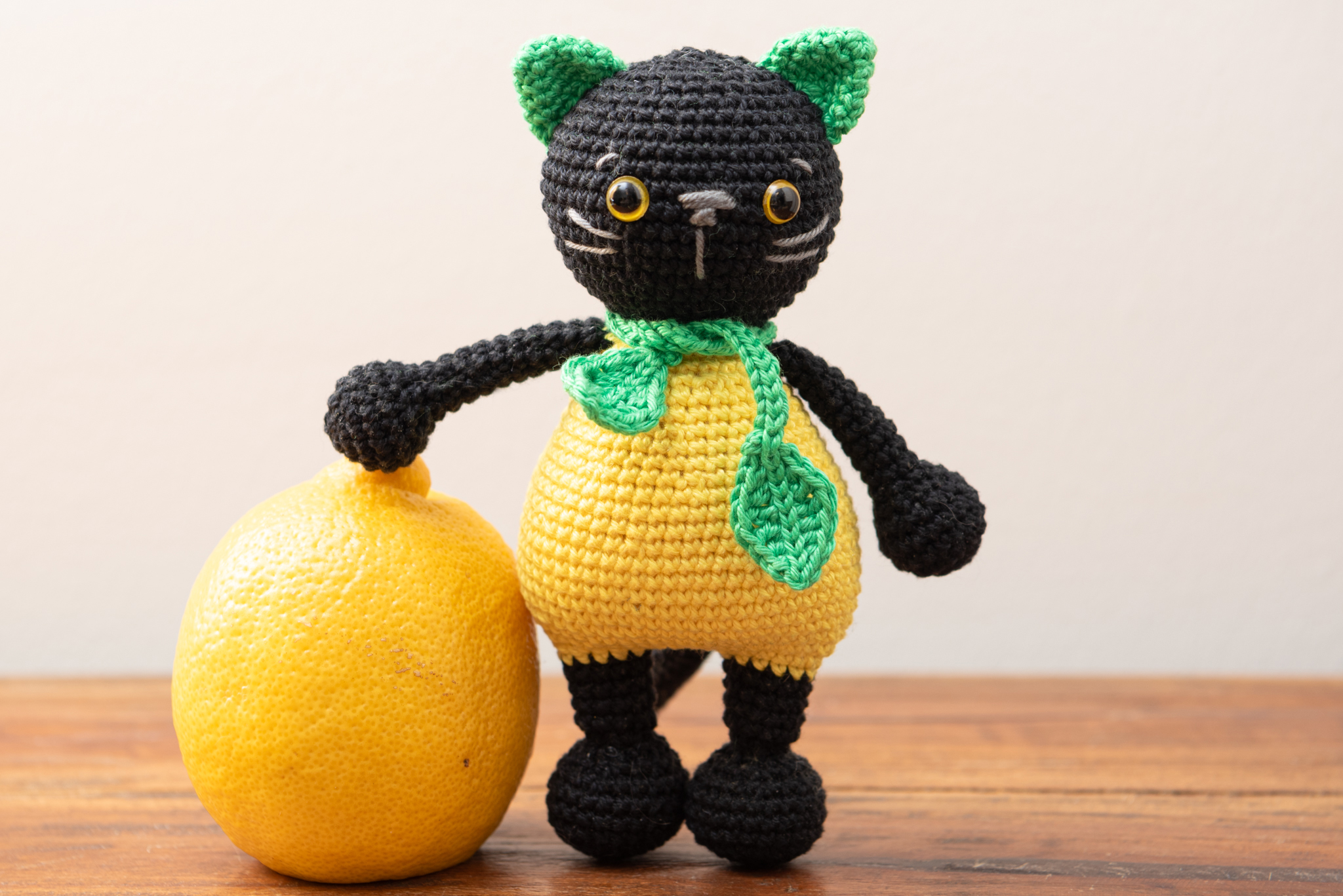 Miller Eszter - horgolt citrom cica amigurumi