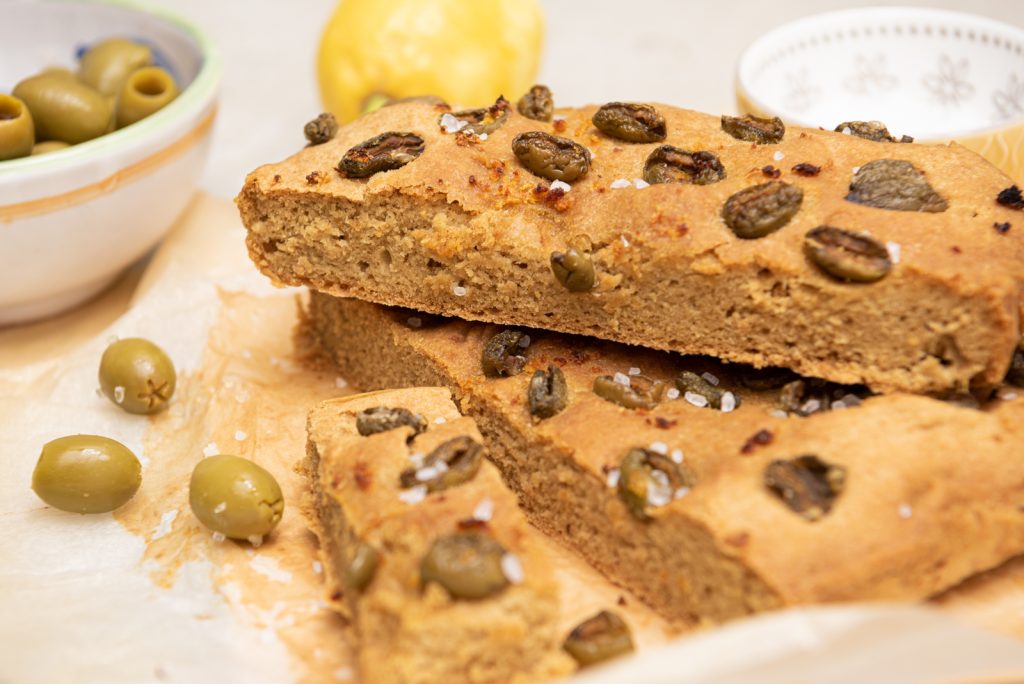 Olajbogyós, citromos focaccia - vegán, glutén- és élesztőmentes