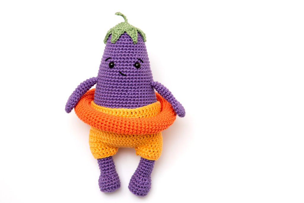 Padlizsán amigurumi - ingyenes horgolás minta