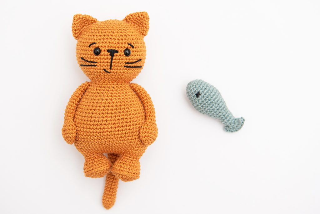 Vörös cica - ingyenes horgolás minta