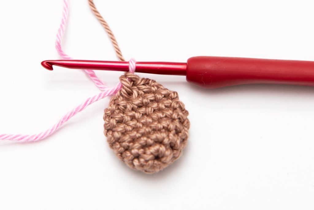 Mandulamanó ingyenes horgolásminta