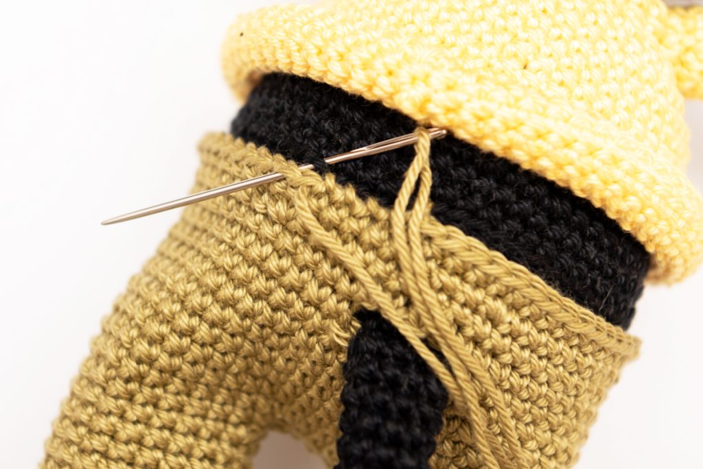 Fekete macsak amigurumi - ingyenes horgolásminta
